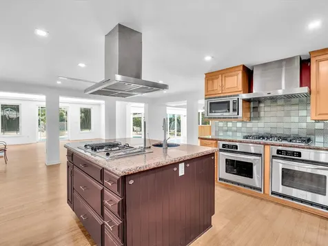 518 N Riverside Drive Pompano Beach FL 33062