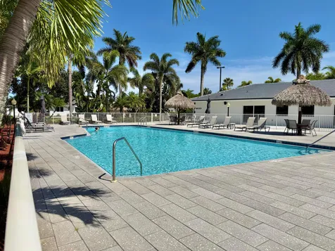 486 S Cortez Drive Circle S Margate FL 33068