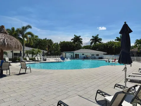 486 S Cortez Drive Circle S Margate FL 33068