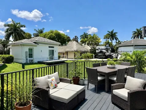 486 S Cortez Drive Circle S Margate FL 33068