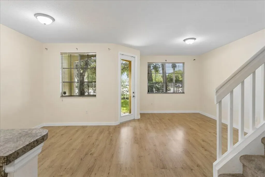 6036 SW 19th Place North Lauderdale FL 33068