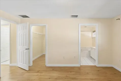 6036 SW 19th Place North Lauderdale FL 33068