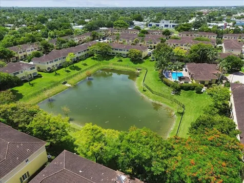 6036 SW 19th Place North Lauderdale FL 33068