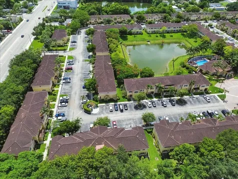 6036 SW 19th Place North Lauderdale FL 33068