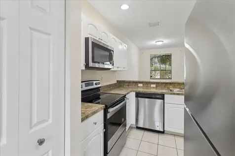 6036 SW 19th Place North Lauderdale FL 33068
