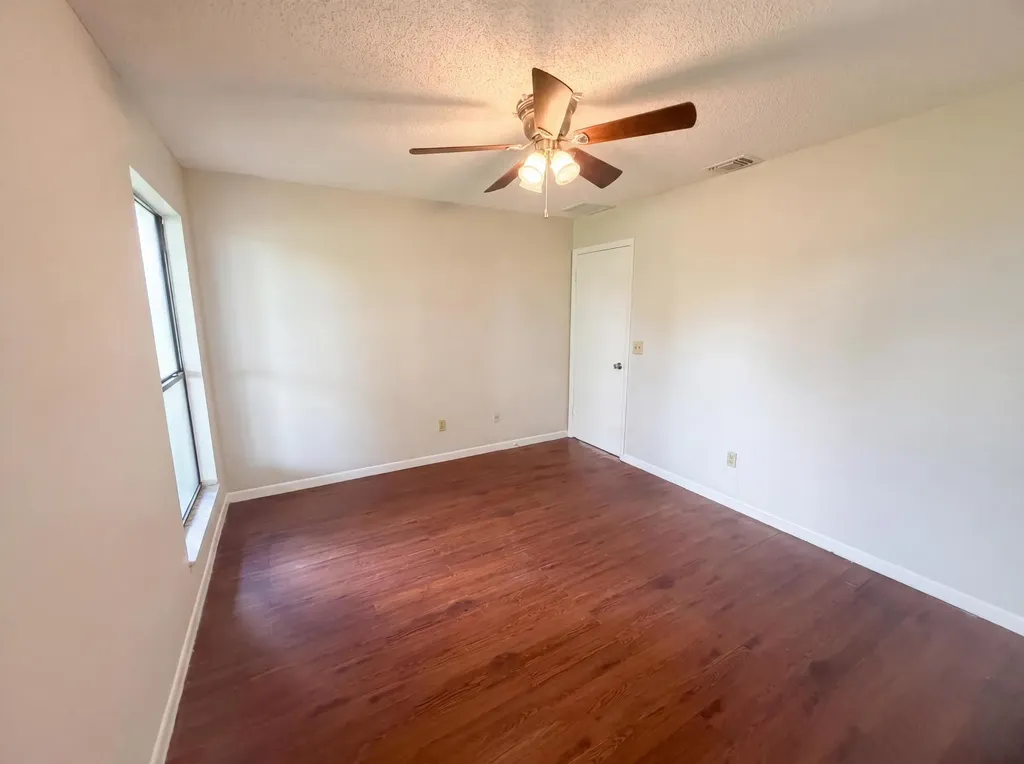 2305 SW Fern Circle Port St Lucie FL 34953