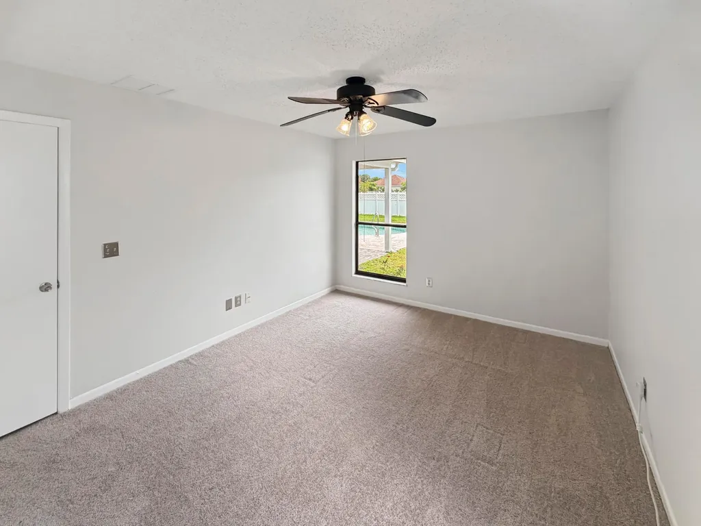 2305 SW Fern Circle Port St Lucie FL 34953