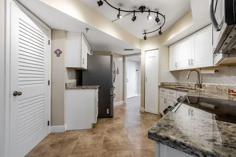 6463 La Costa Drive Boca Raton FL 33433
