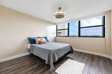 6463 La Costa Drive Boca Raton FL 33433