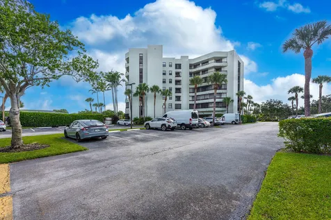 6463 La Costa Drive Boca Raton FL 33433