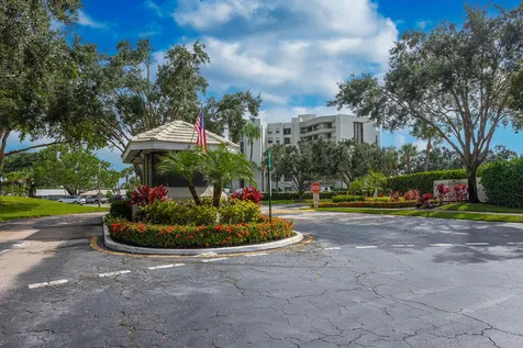 6463 La Costa Drive Boca Raton FL 33433