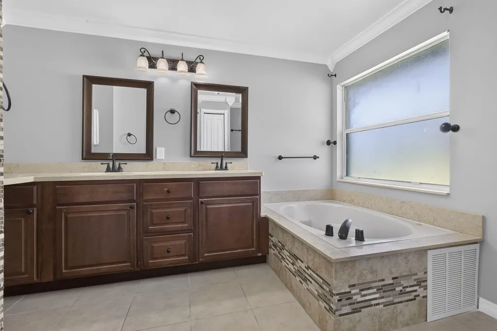14935 89th Place N Loxahatchee FL 33470