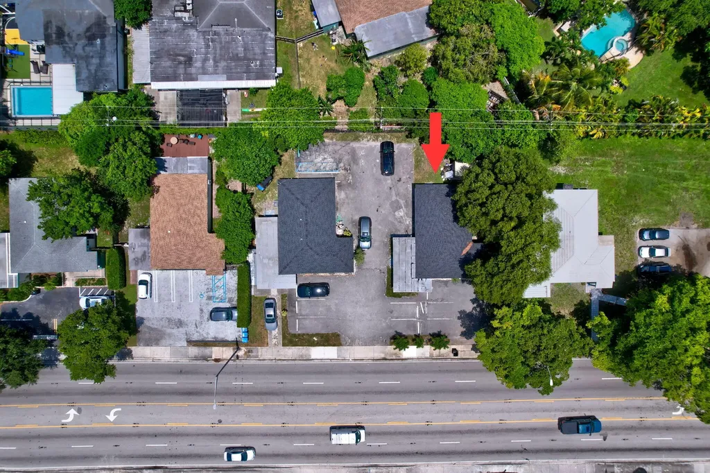 16811 NE 6th Avenue North Miami Beach FL