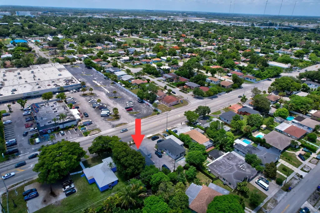 16811 NE 6th Avenue North Miami Beach FL