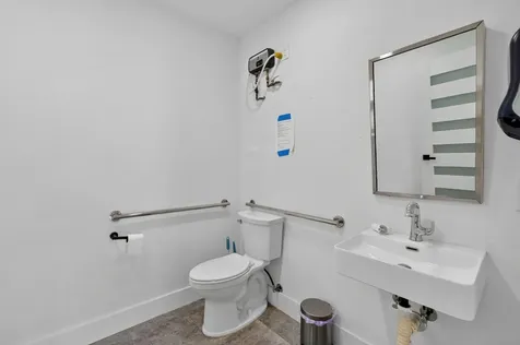 16811 NE 6th Avenue North Miami Beach FL