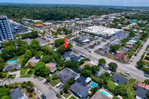 16811 NE 6th Avenue North Miami Beach FL