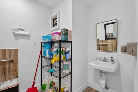 16811 NE 6th Avenue North Miami Beach FL
