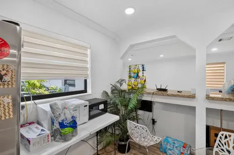 16811 NE 6th Avenue North Miami Beach FL