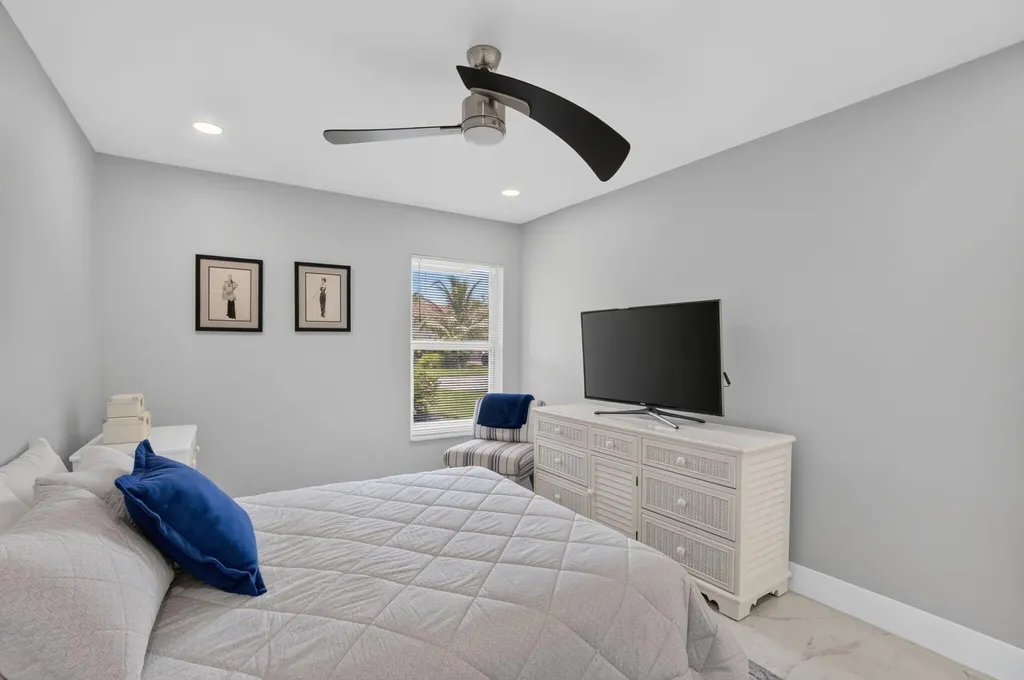 7082 NW 3rd Avenue Boca Raton FL 33487