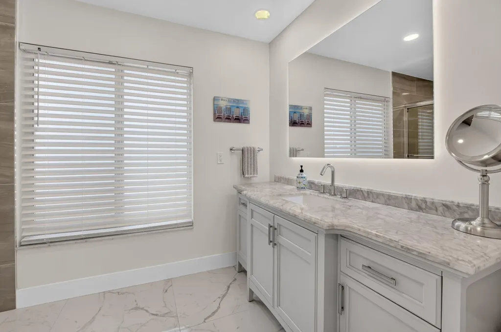 7082 NW 3rd Avenue Boca Raton FL 33487