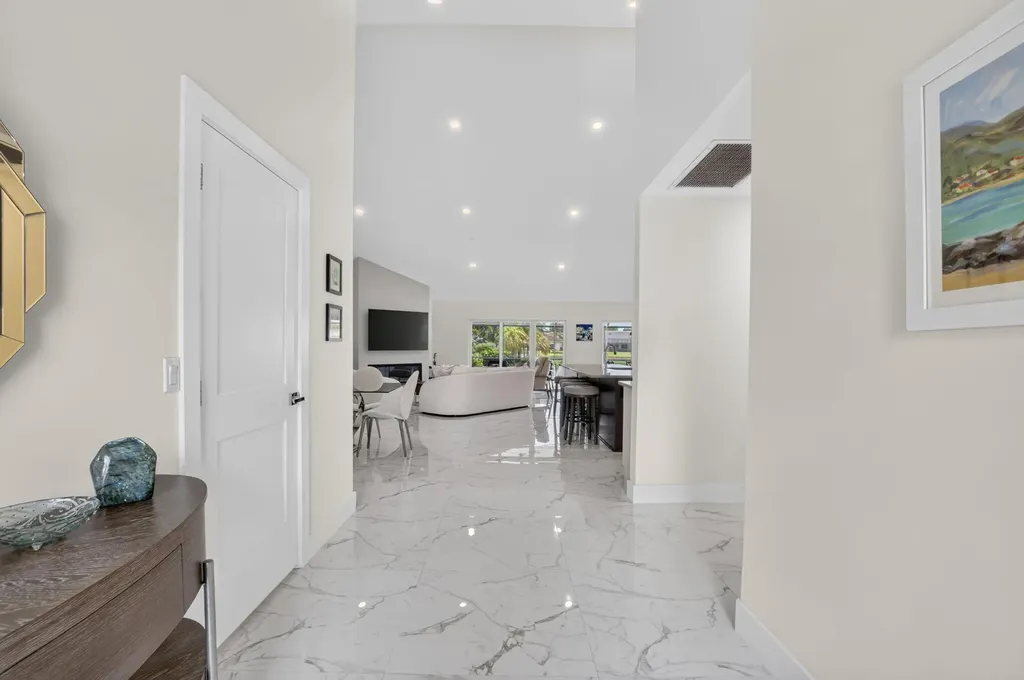 7082 NW 3rd Avenue Boca Raton FL 33487
