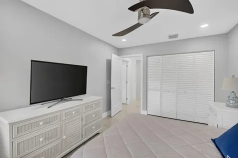 7082 NW 3rd Avenue Boca Raton FL 33487
