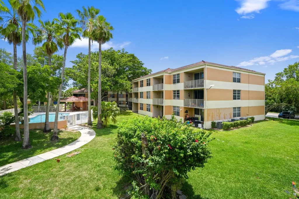 8296 NW 24th Street Coral Springs FL 33065
