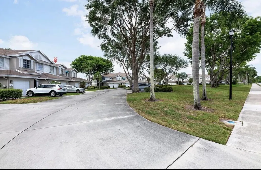 9217 Boca Gardens Circle S Boca Raton FL 33496