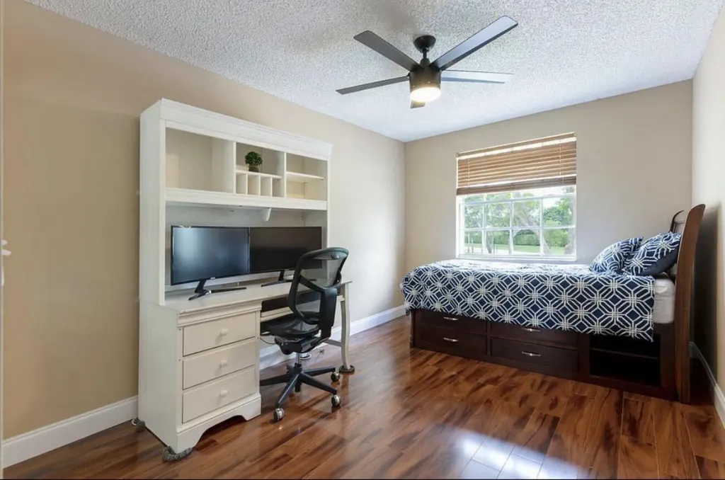 9217 Boca Gardens Circle S Boca Raton FL 33496