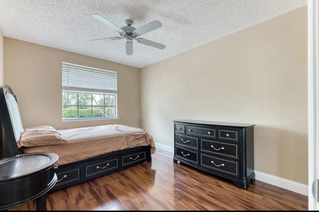 9217 Boca Gardens Circle S Boca Raton FL 33496