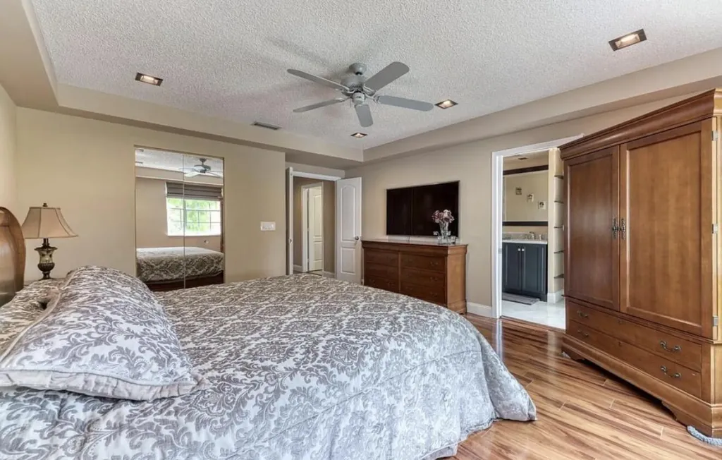 9217 Boca Gardens Circle S Boca Raton FL 33496