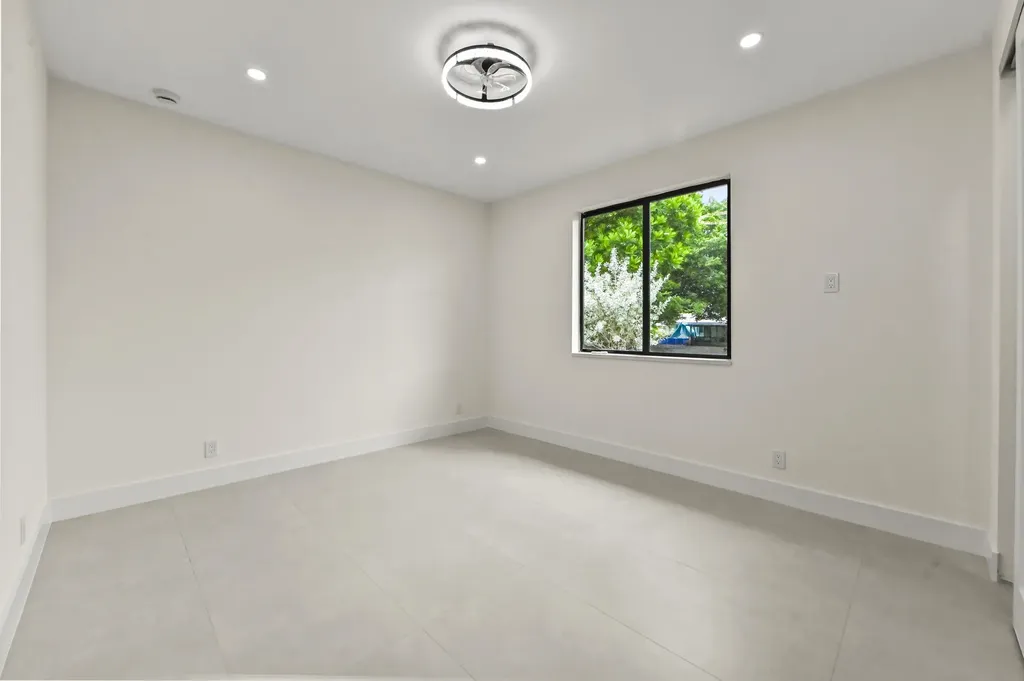 621 NW 42nd Avenue Coconut Creek FL 33066