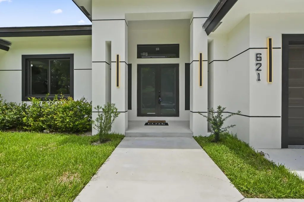 621 NW 42nd Avenue Coconut Creek FL 33066