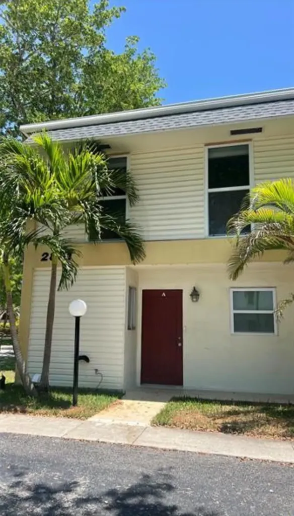 2801 N 34th Avenue Hollywood FL 33021