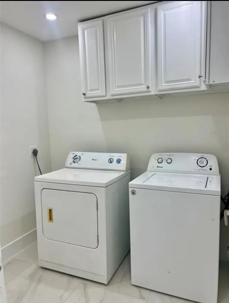 2801 N 34th Avenue Hollywood FL 33021