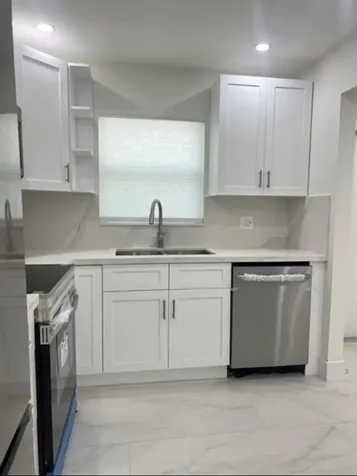 2801 N 34th Avenue Hollywood FL 33021