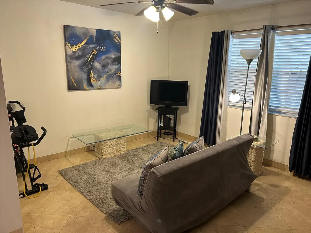510 NE 17th Avenue Fort Lauderdale FL 33301