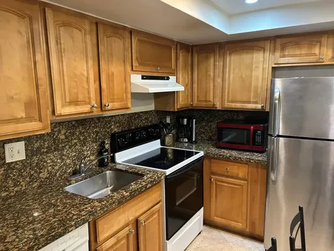 510 NE 17th Avenue Fort Lauderdale FL 33301