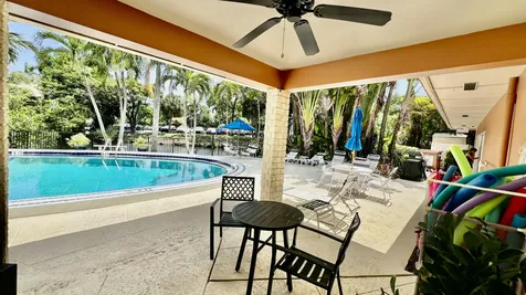 136 NE 19th Court Wilton Manors FL 33305