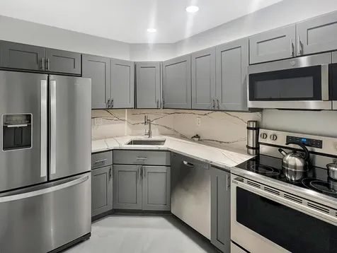 136 NE 19th Court Wilton Manors FL 33305