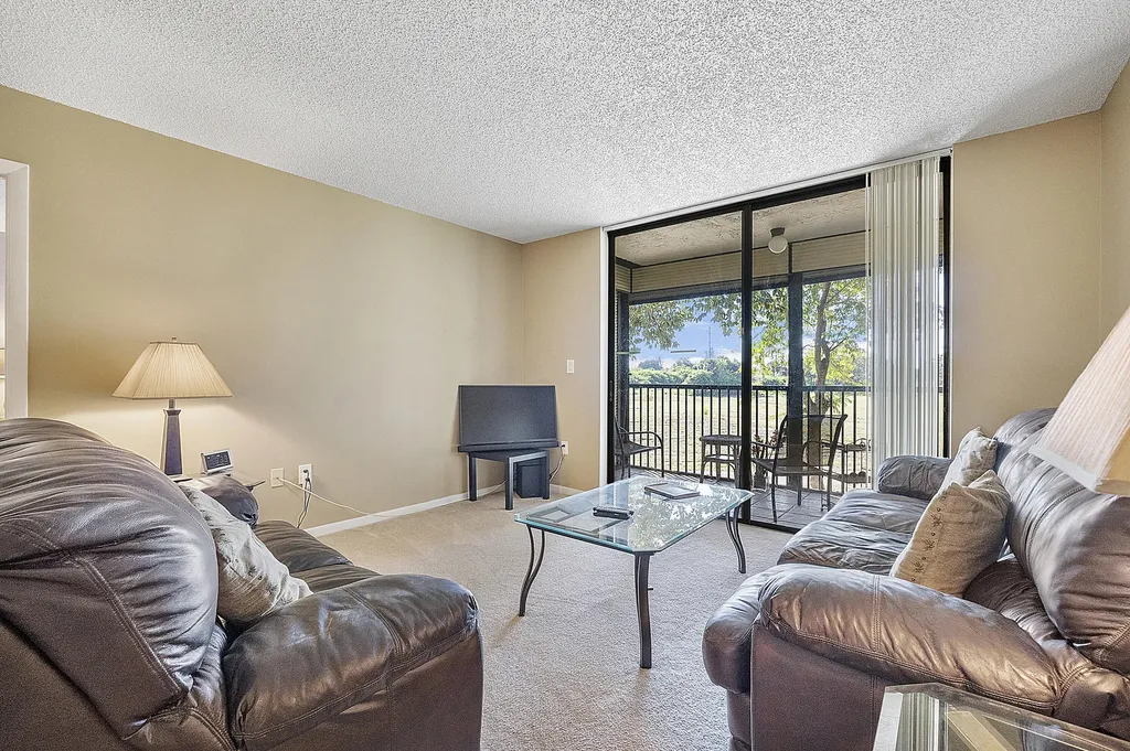 5530 NW 44th Street Lauderhill FL 33319