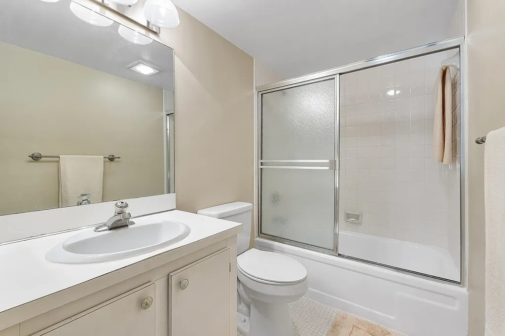 5530 NW 44th Street Lauderhill FL 33319