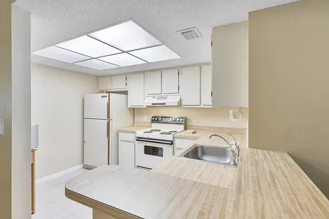 5530 NW 44th Street Lauderhill FL 33319