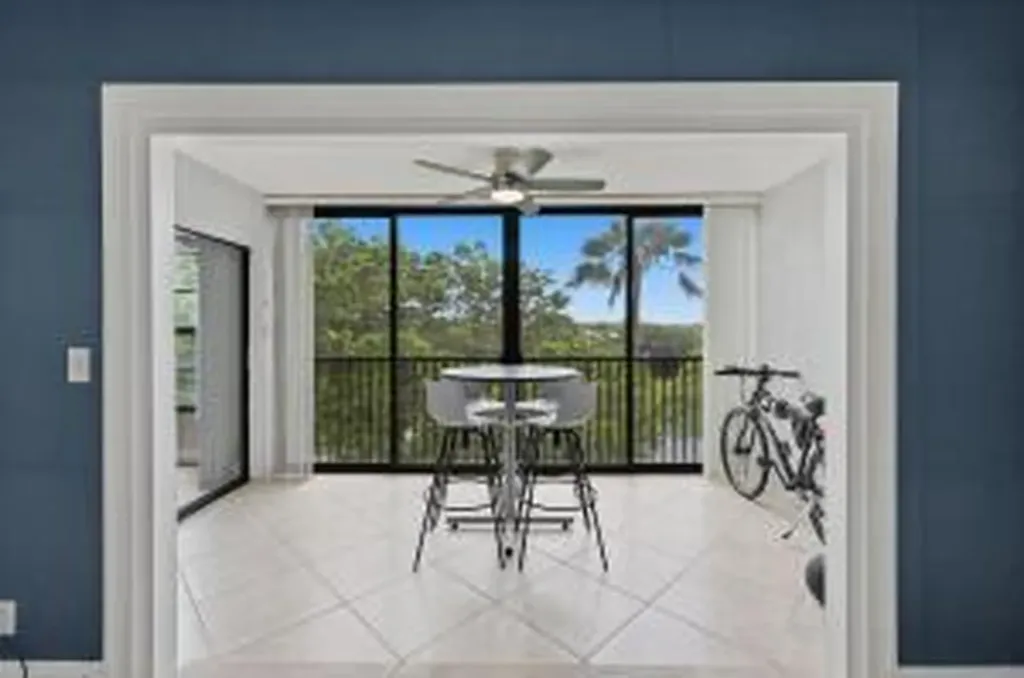 2206 S Cypress Bend Drive Pompano Beach FL 33069