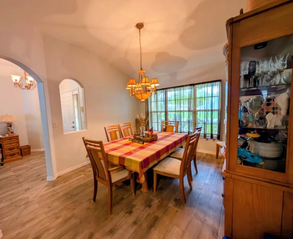 2097 SW Larchmont Lane Port St Lucie FL 34984