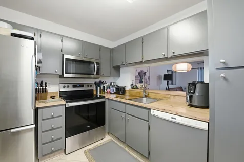 5501 Lakeside Drive Margate FL 33063