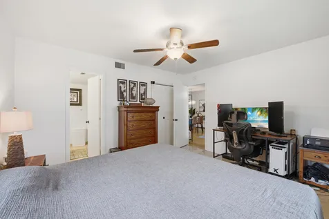 5501 Lakeside Drive Margate FL 33063