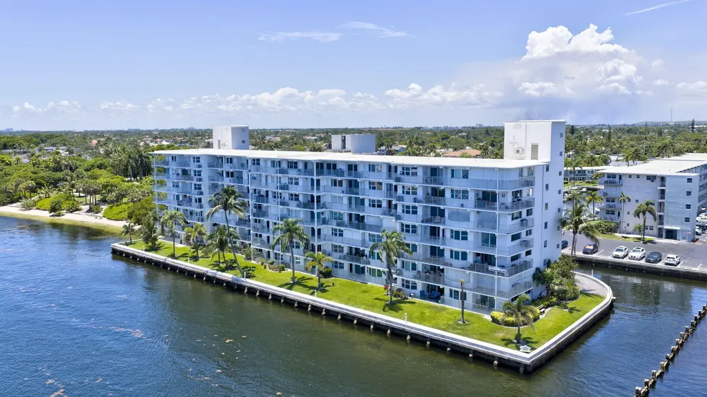 1536 SE 15th Court Deerfield Beach FL 33441