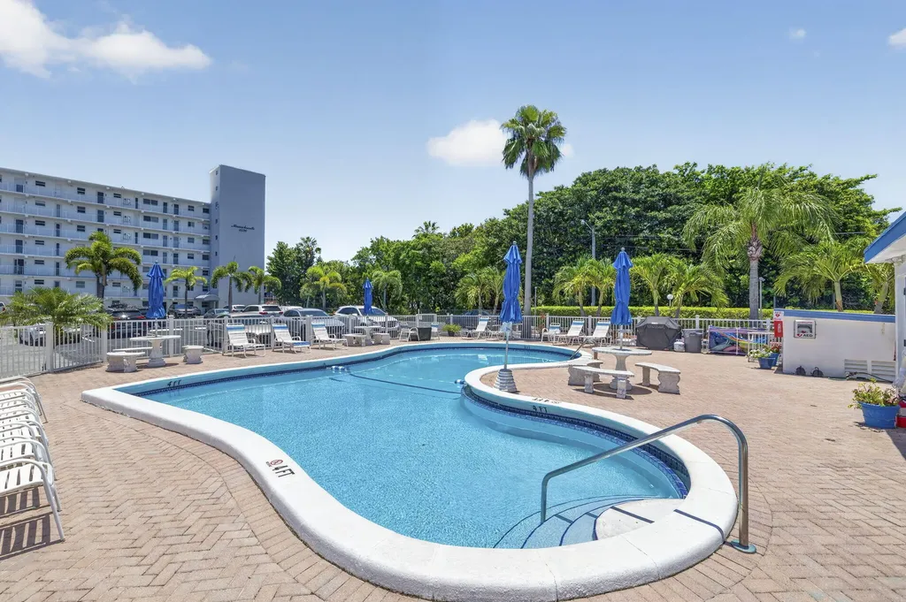 1536 SE 15th Court Deerfield Beach FL 33441