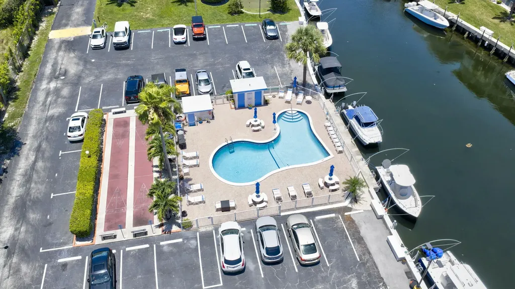 1536 SE 15th Court Deerfield Beach FL 33441